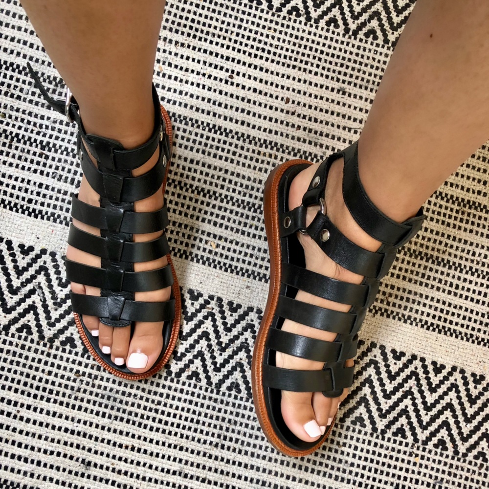 FRYE Alexa Black Gladiator Sandal - Women's Size 8.5.